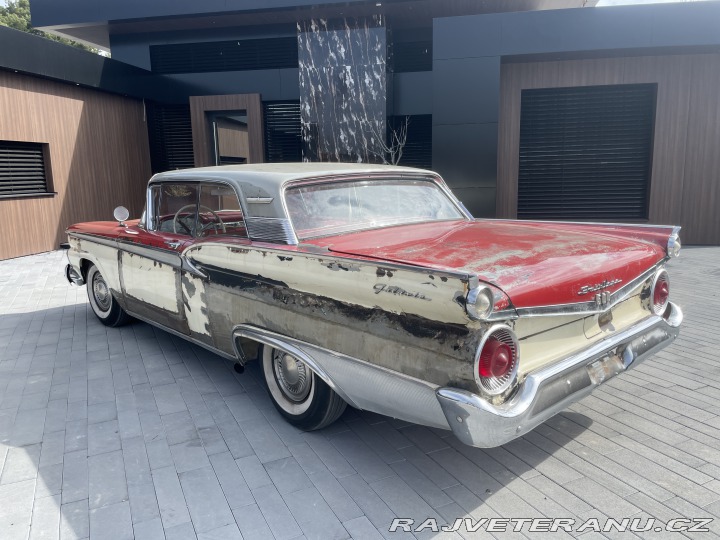 Ford Galaxie Fairlane 500 1959