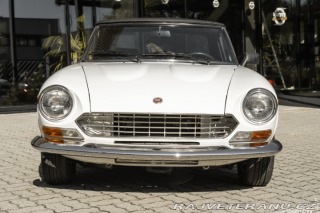 Fiat 124 Spider 2000 Fuel injectio 1979