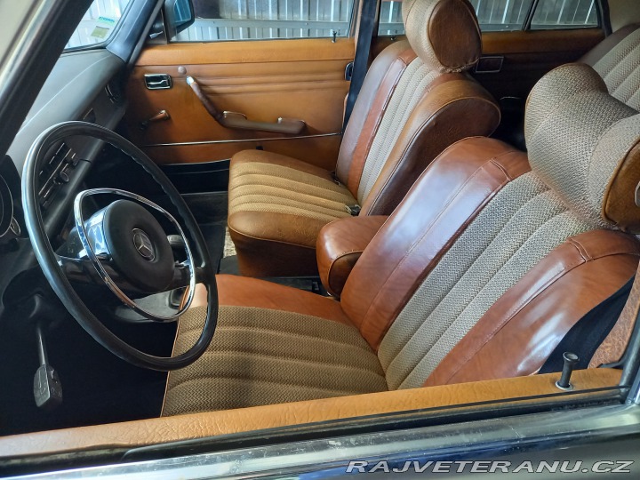 Mercedes-Benz 240 240D 3.0 1971