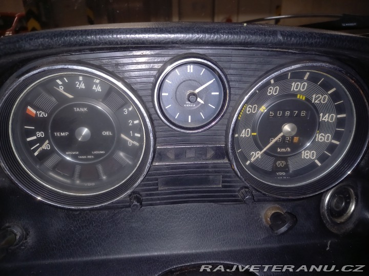 Mercedes-Benz 240 W115 240D 3.0 1971