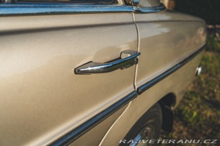 Mercedes-Benz 240 W115 240D 3.0 1971