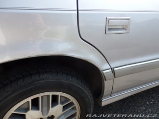 Chrysler Saratoga 3.0 V6 1990
