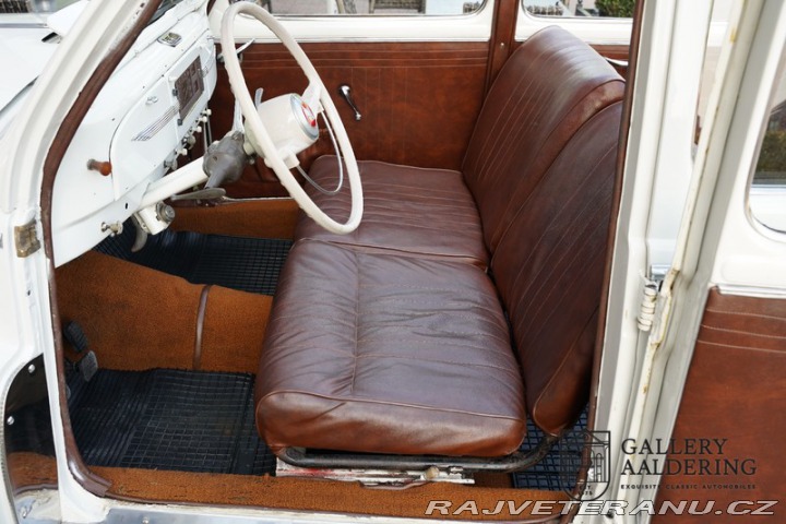 Peugeot 203 Découvourable 1950