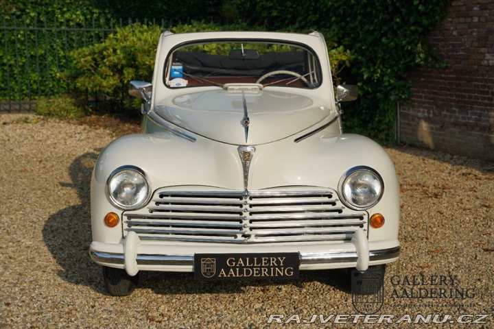 Peugeot 203 Découvourable 1950