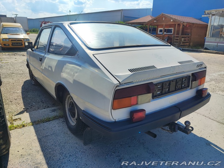 Škoda Garde s papirma 1983