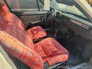 Škoda Garde s papirma 1983