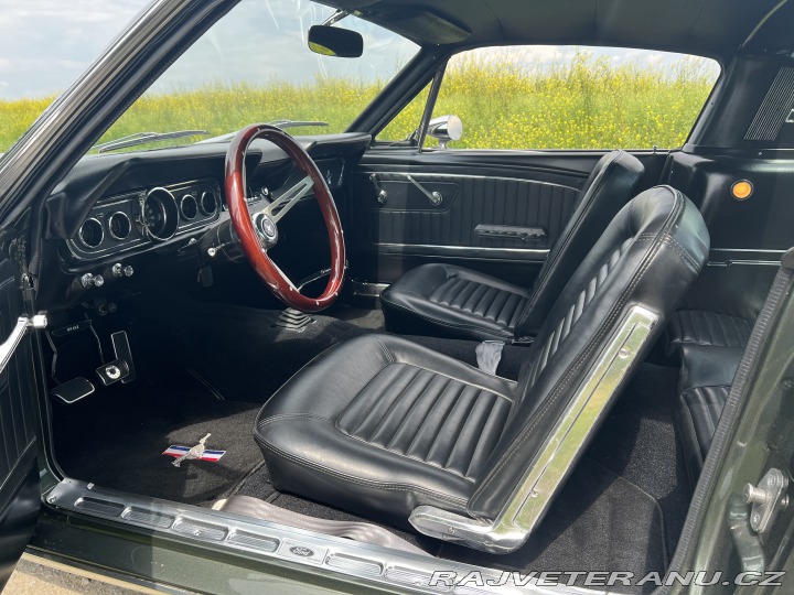 Ford Mustang Fastback GT 1965