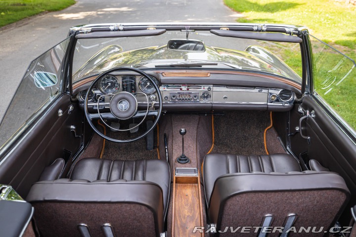 Mercedes-Benz SL 230 Pagoda 1966