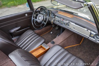 Mercedes-Benz SL 230 Pagoda 1966