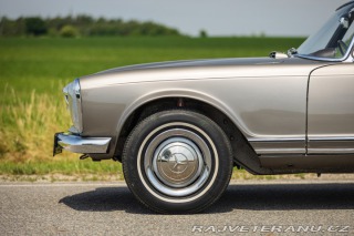 Mercedes-Benz SL 230 Pagoda 1966