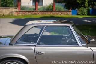Mercedes-Benz SL 230 Pagoda 1966