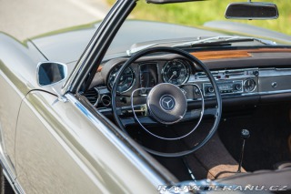 Mercedes-Benz SL 230 Pagoda 1966