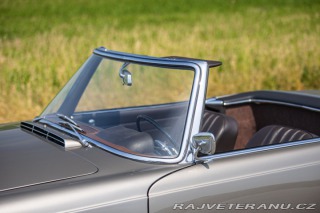 Mercedes-Benz SL 230 Pagoda 1966