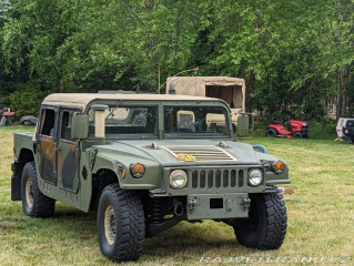 AM General Humvee M1114