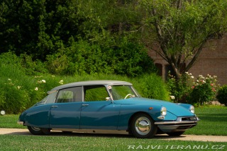 Citroën DS 19
