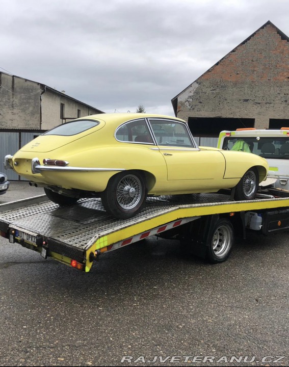 Jaguar E-Type 1.5S 4.2 2+2