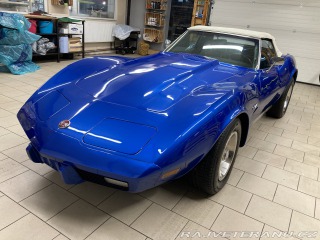 Chevrolet Corvette C3 Convertible manual
