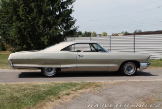 Pontiac Bonneville 2 Dr HT 1965