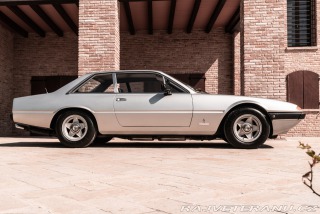 Ferrari 365 GT4 2+2