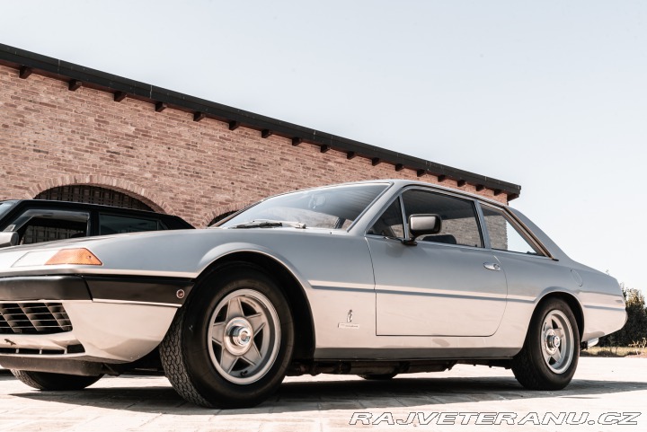 Ferrari 365 GT4 2+2 1973