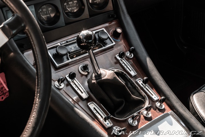 Ferrari 365 GT4 2+2 1973
