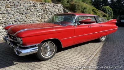 Cadillac DeVille 