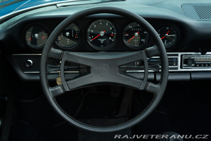 Porsche 911 S 2.4 TARGA 1972