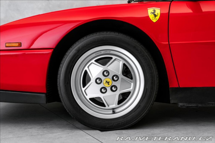 Ferrari Mondial šíbr, bikolor OV,RU 1992