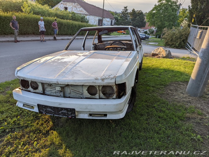 Tatra 613  1989