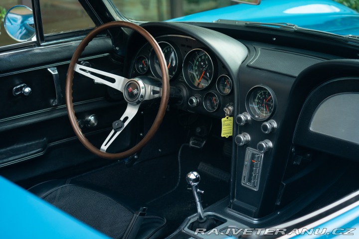 Chevrolet Corvette C2 STINGRAY 1967