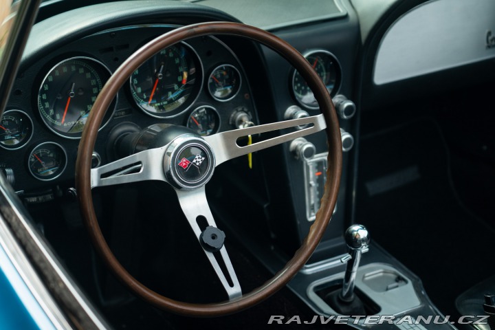 Chevrolet Corvette C2 STINGRAY 1967