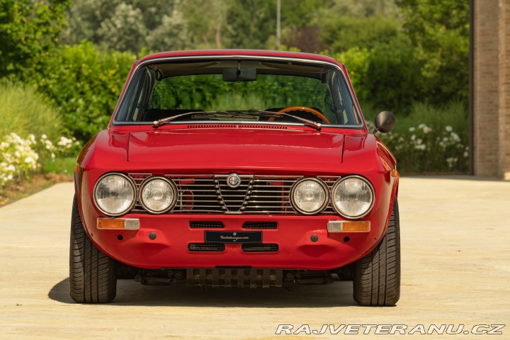 Alfa Romeo 2000 GT VEOLCE 1973