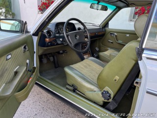 Mercedes-Benz 230 230ce w123 1982