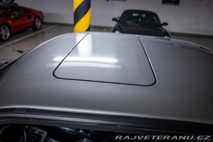 BMW 6 E24 635 CSi manuál 1988