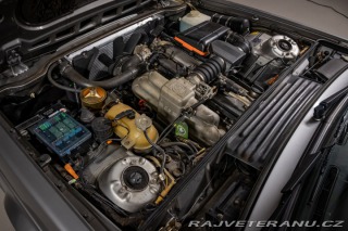 BMW 6 E24 635 CSi manuál 1988