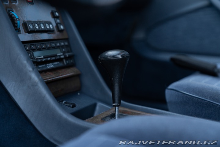 Mercedes-Benz 560 SEC 1986