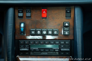 Mercedes-Benz 560 SEC 1986