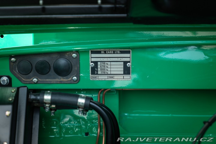 Land Rover Defender V8 1980