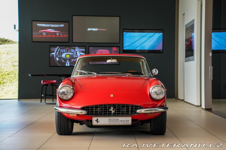 Ferrari 330 GTC 1967