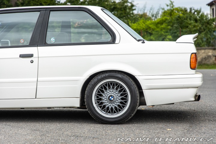 BMW 3 318is M-technic 1990