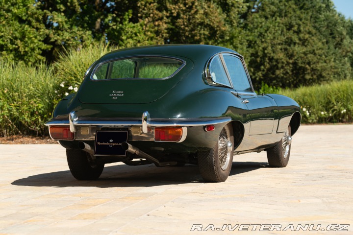 Jaguar E-Type II SERIE 2+2 FHC 1970