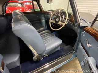 Mercedes-Benz 220 SE Ponton Cabriolet (2) 1960