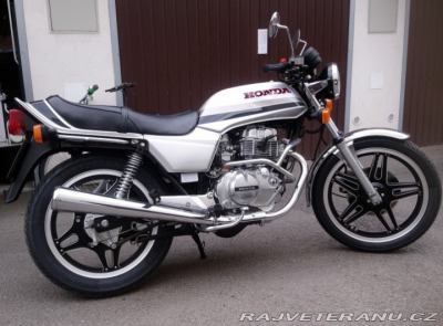 Honda CB 250 n