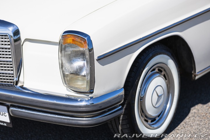 Mercedes-Benz 280 CE W114 1973