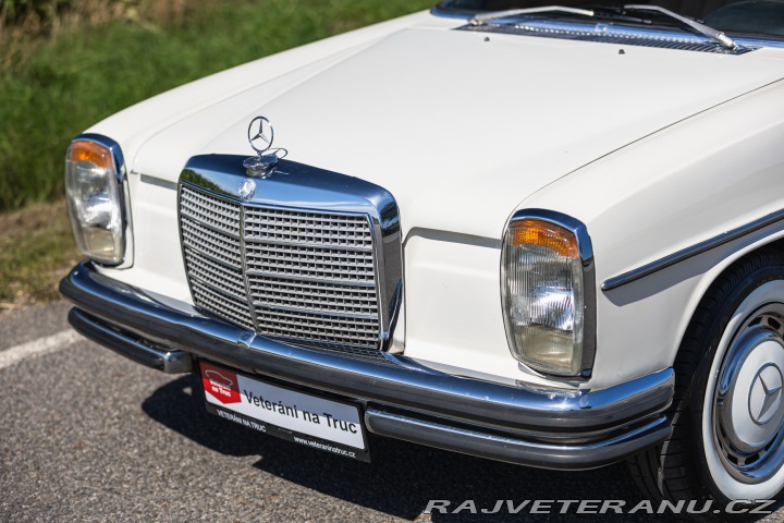 Mercedes-Benz 280 CE W114 1973