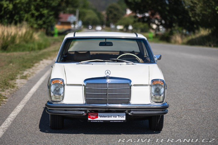 Mercedes-Benz 280 CE W114 1973