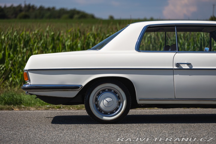 Mercedes-Benz 280 CE W114 1973