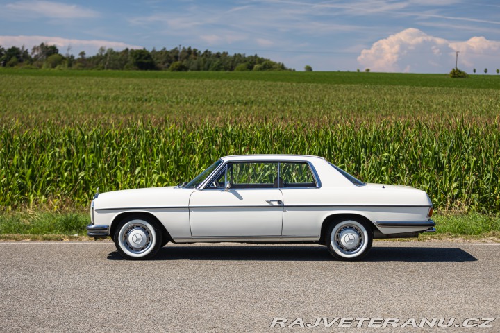 Mercedes-Benz 280 CE W114 1973