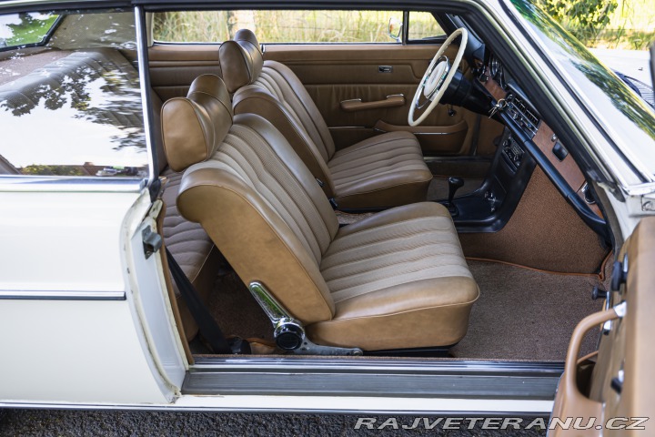 Mercedes-Benz 280 CE W114 1973