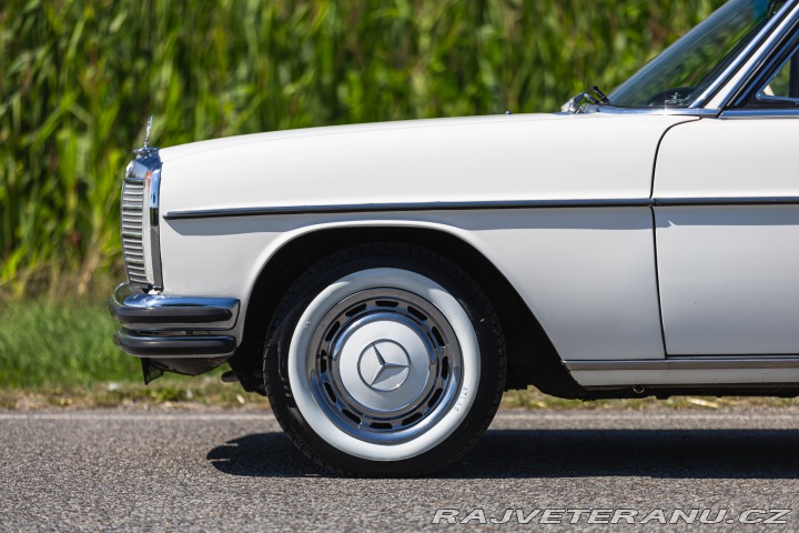 Mercedes-Benz 280 CE W114 1973